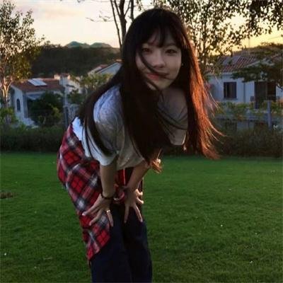 推动摇篮的手